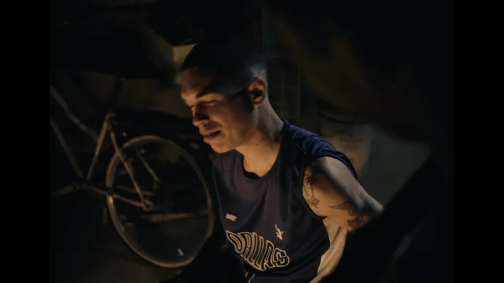 Still from Favela Amarela